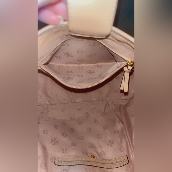 Tory Burch Taylor Tote Leather Shoulder Bag Shopper Handbag in Devon Sand - Picture 13 of 15